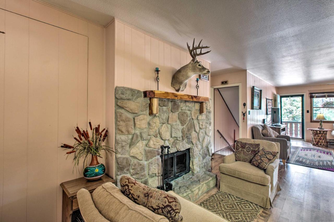 Red River Ski Condo On Main St - Mtn View! Exteriör bild