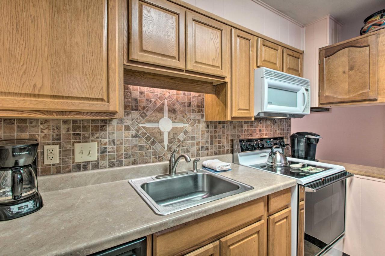 Red River Ski Condo On Main St - Mtn View! Exteriör bild