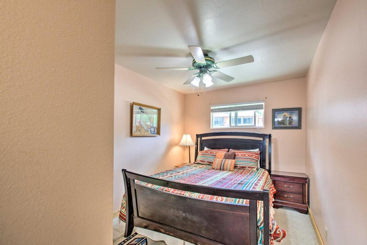 Red River Ski Condo On Main St - Mtn View! Exteriör bild