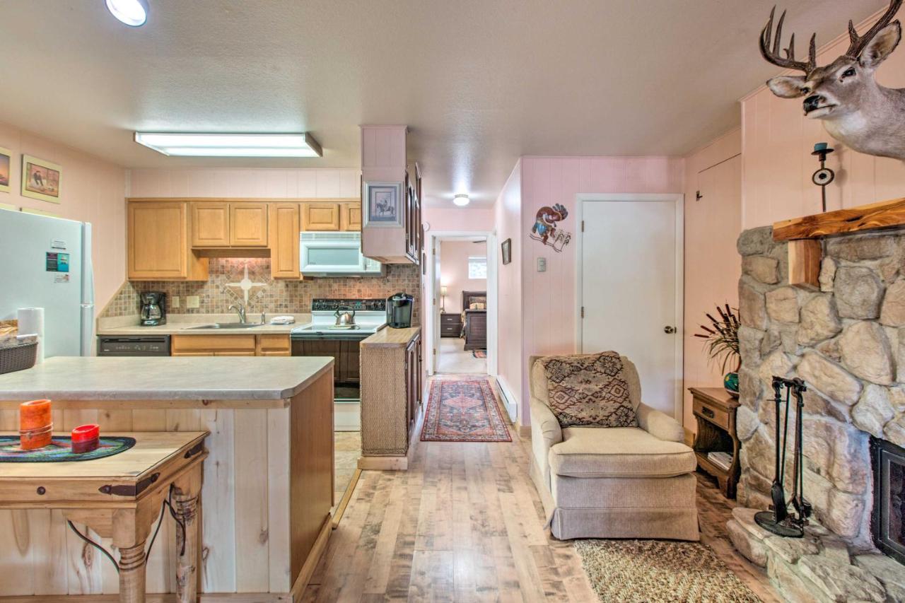 Red River Ski Condo On Main St - Mtn View! Exteriör bild