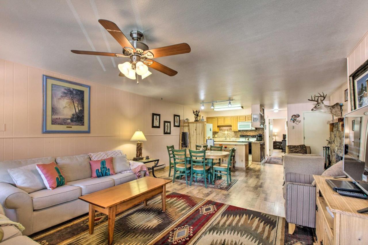Red River Ski Condo On Main St - Mtn View! Exteriör bild